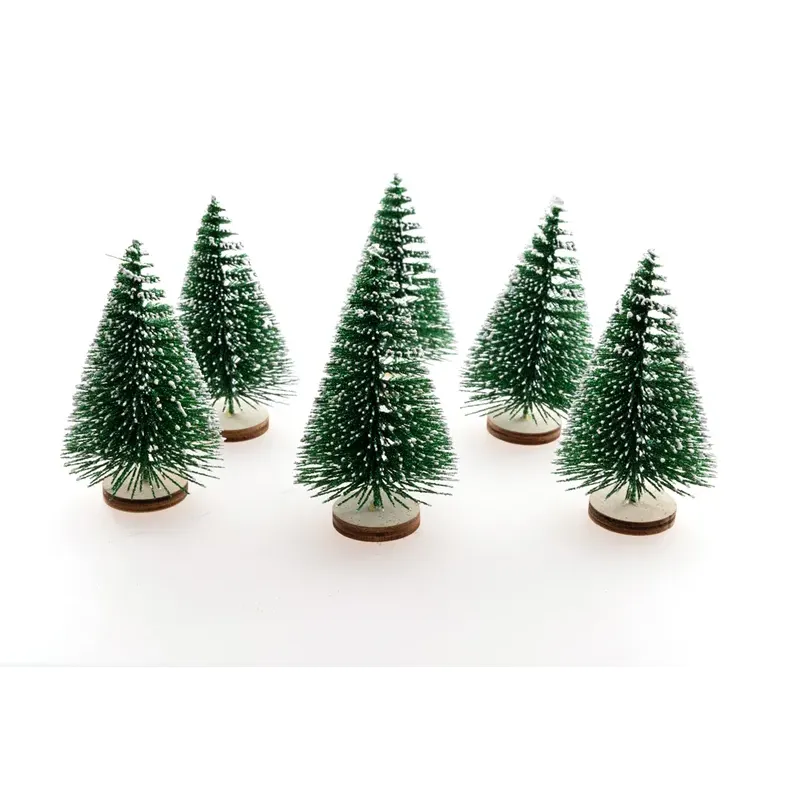 6 minis sapins de Noël 