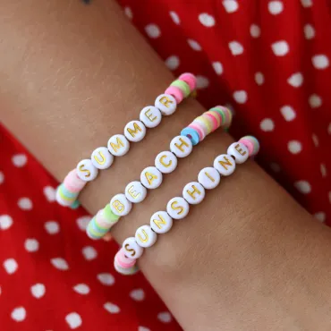 Perles lettres 3 mots pour bracelet à personnaliser - Summer, Beach et Sunshine